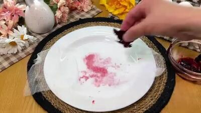 ببینید| چند روش خلاقانه برای رنگ کردن تخم مرغ سفره هفت‌سین