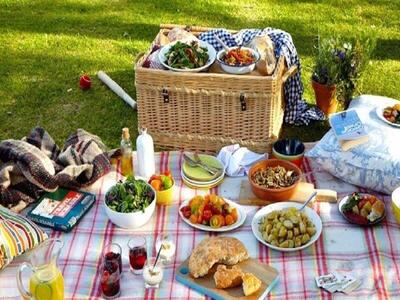 توصیه‌های غذایی برای مسافرت‌های نوروزی ۱۴۰۴ - فراشپز