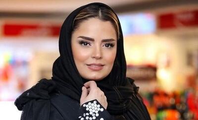 لبخند زورکی پسر سپیده خداوردی در روز دانش آموز+ عکس