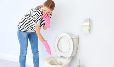 10 ترفند خانگی عالی برای خوشبو کردن توالت و حمام