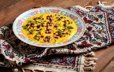 طرز تهیه خورشت ماست اصفهانی؛ دسری شگفت‌انگیز با طعم فوق‌العاده