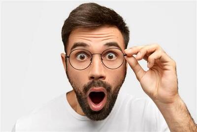 عکس/ شرط عجیب برای اجازه ورد به رستوران برهنه ها