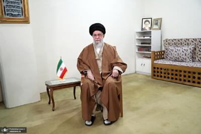 پیام نوروزی رهبر انقلاب اسلامی به مناسبت حلول سال جدید/ سال۱۴۰۴، سال «سرمایه گذاری برای تولید»/ سال۱۴۰۳، سال نمایش توانمندی‌ها و قوت اراده و روحیه بالای معنوی ملت ایران بود/ امت اسلامی و آزادگان عالم باید در مقابل جنایات در غزه و یمن بایستند