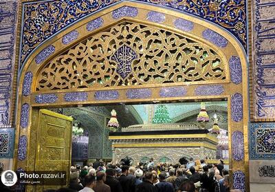 بزرگترین اجتماع نوروزی ایرانیان در حرم مطهر رضوی آغاز شد - تسنیم