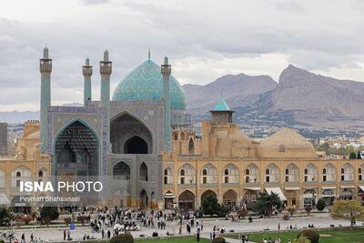 عکس/ میدان نقش جهان میزبان مسافران نوروزی