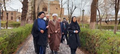 بازدید امام‌ جمعه قزوین از مجموعه تاریخی دولتخانه صفوی  