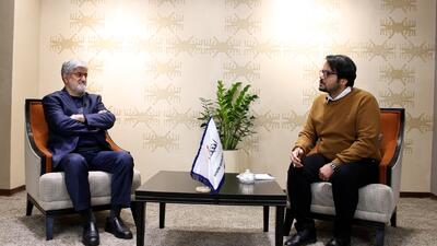 ویدیو: علی مطهری در گفت‌و‌گو با «انتخاب»: آیت الله خامنه‌ای به من گفتند اگر آقای مطهری بودند، رهبر می‌شدند