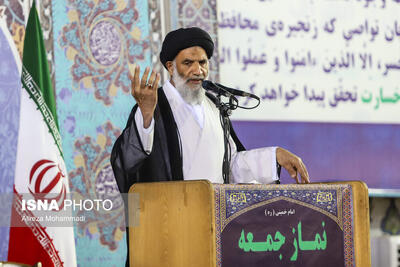 مسئولان برای ملموس شدن شعار سال در زندگی مردم تلاش کنند