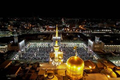 تصاویر هوایی از حرم مطهر امام رضا(ع) در شب شهادت امیرالمومنین(ع)