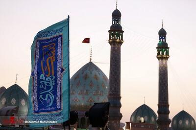 مسجد جمکران مورد توجه خاص امام زمان (عج) و مراجع تقلید است