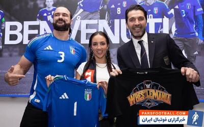 حضور ستاره‌های WWE در سن سیرو؛ چلسی گرین و درو مک‌اینتایر در کنار بوفون - پارس فوتبال