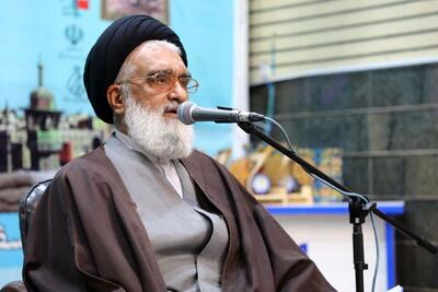 امام جمعه قم: چهارشنبه سوری، سنت زشت و غلطی است | رویداد24