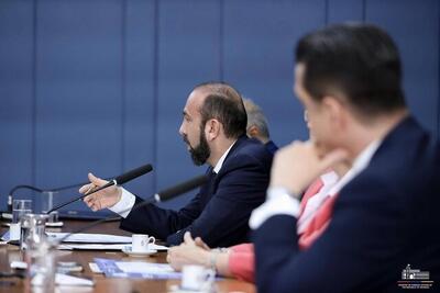 تاکید وزیر خارجه ارمنستان بر مشارکت مستمر و عمیق کشورش با ایران