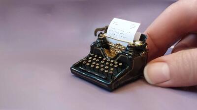 ساخت یک ماشین تایپ مینیاتوری با استفاده از مواد بازیافتی