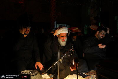 احیای شب بیست و یکم ماه رمضان در تکیه حاج سید حسن قم