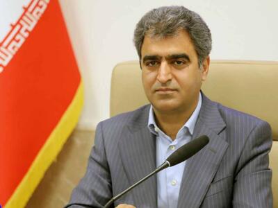 آماده باش راهداران البرزی در بارش برف بهاری در کرج - کندوان