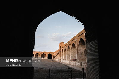 کاروانسرای دیرگچین قم؛ نگین بی‌همتای معماری ایران