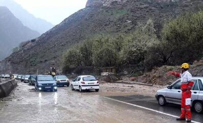 امدادرسانی به ۷۳ خودرو در جاده‌های اصفهان