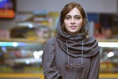 حاشیه رنگ پوست فرزند پگاه آهنگرانی در سفره هفت سین 1404 چه بود؟ | عکس