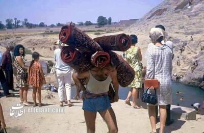 خانه‌تکانی تهرانی‌های قدیم کنار چشمه علی/ عکس‌