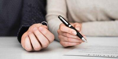 همه چیز راجع به طلاق غیابی و مراحل آن