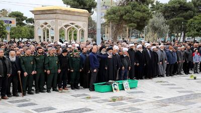 مراسم تشییع پیکر مادر و همسرشهیدان جعفریان در گرگان برگزار شد