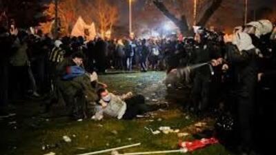 ادامه درگیری‌ها در استانبول