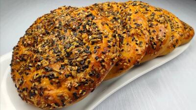 طرز تهیه نان کاکولی به روش سنتی شهرکرد