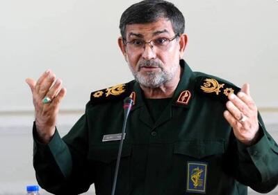 فرمانده نیروی دریایی سپاه: طبق فرمان رهبر انقلاب، آمادگی و توان رزم اولویت اصلی ما است / حتما باید به هوش مصنوعی مجهز شویم