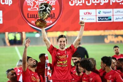 گولسیانی: دوست دارم در پرسپولیس از فوتبال خداحافظی کنم