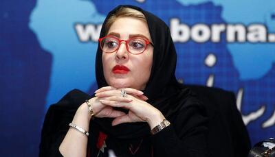 خودنمایی ژیلا صادقی با انگشترهای طلای گران‌قیمتش در یک سلفی جنجالی!+ عکس