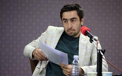 قیمت دلار از قیمت تعادلی آن بیشتر شده است/ نهادهای حاکمیتی باید از جنگ با قیمت‌ها دست بردارند