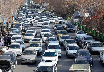بارش برف و ترافیک سنگین در جاده های شمالی کشور/ ترافیک سنگین‌ ورودی و خروجی خراسان رضوی، فارس، اصفهان و تهران