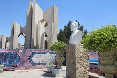 میزبانی مقبرةالشعرای تبریز از میهمانان نوروزی
