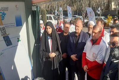 بازدید دبیرکل هلال احمر کشور از ایستگاه‌های خدمات نوروزی البرز