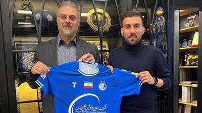 مهران احمدی : بازیکن النصر حرفه‌ای گری کرد و صورتش را به آرنج من کوبید