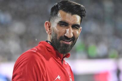 سفر خانوادگی علیرضا بیرانوند به مشهد مقدس+عکس