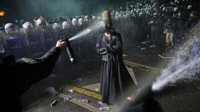 تصویری متفاوت از تجمع مخالفان اردوغان