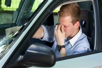 چند توصیه درباره مصرف داروهای با عوارض خواب آلودگی هنگام رانندگی در سفر