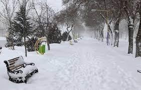پیش بینی هوای زنجان فردا چهارشنبه ۶ فروردین ۱۴۰۴