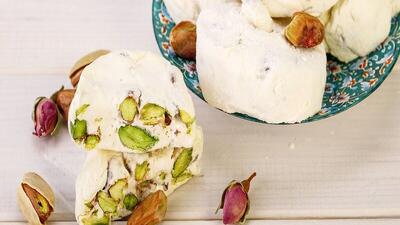 کمتر کسی طعم واقعی گز انگبین‌دار را چشیده است/ این گزها تقلبی‌اند/ خصوصیات گزهای انگبین‌دار