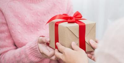 300 ایده ی جذاب خرید کادوی ولنتاین برای دختر و پسر