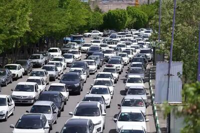تردد ۱۷ میلیون خودرو در محورهای برون شهری از ابتدای نوروز - تجارت‌نیوز