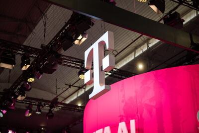 مطلب روز | برخی از مشتریان اینترنتی T-Mobile در اینترنت فقط سرعت بارگذاری سریعتر به دست آوردند | پیراشکی