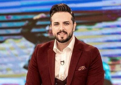 پدرام کریمی فرزندش را در آغوش گرفت و به افق خیره شد