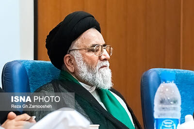 امام‌جمعه نیشابور: آرامگاه خیام  به‌زودی تخلیه می‌شود