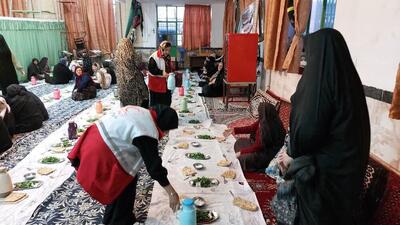برپایی ۱۶۰ سفره مهربانی در ماه مبارک رمضان توسط جمعیت هلال‌احمر خراسان شمالی