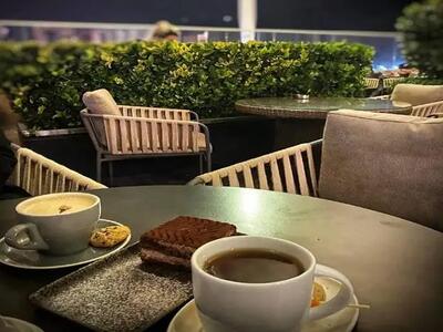 همه چیز درباره کافه سان ست هتل اسپیناس پالاس؛ از آدرس تا قیمت منو