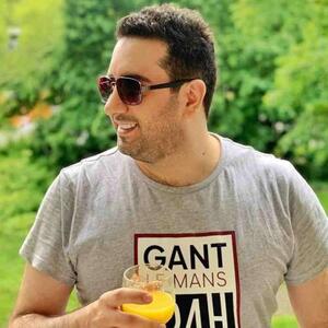 اجرای زیبای ترانه «ایران» با صدای امید حاجیلی