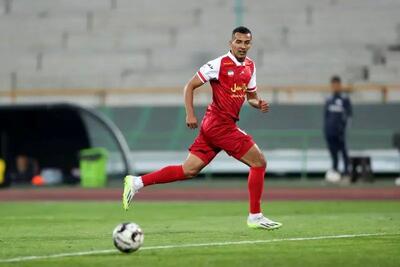 مهاجم جنجالی پرسپولیس بعد از یکسال بالاخره تیم پیدا کرد